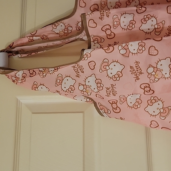 Hello Kitty Reusable Tote Bag - Picture 3 of 4